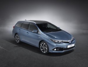 AURIS STU 07 DPL 2015 3 4 HIGH TS 300x227