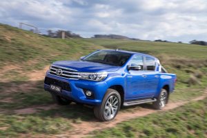 Hilux4 1800x1800 300x200