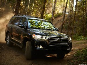 Toyota Land Cruiser 2016 1024x768 Wallpaper 06 300x225