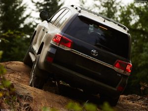 Toyota Land Cruiser 2016 1024x768 Wallpaper 19 300x225