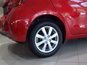 Toyota Yaris 2016 Bi-Tone Red