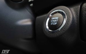 Toyota Fortuner 2.8 GD6 Fierce Edition start button